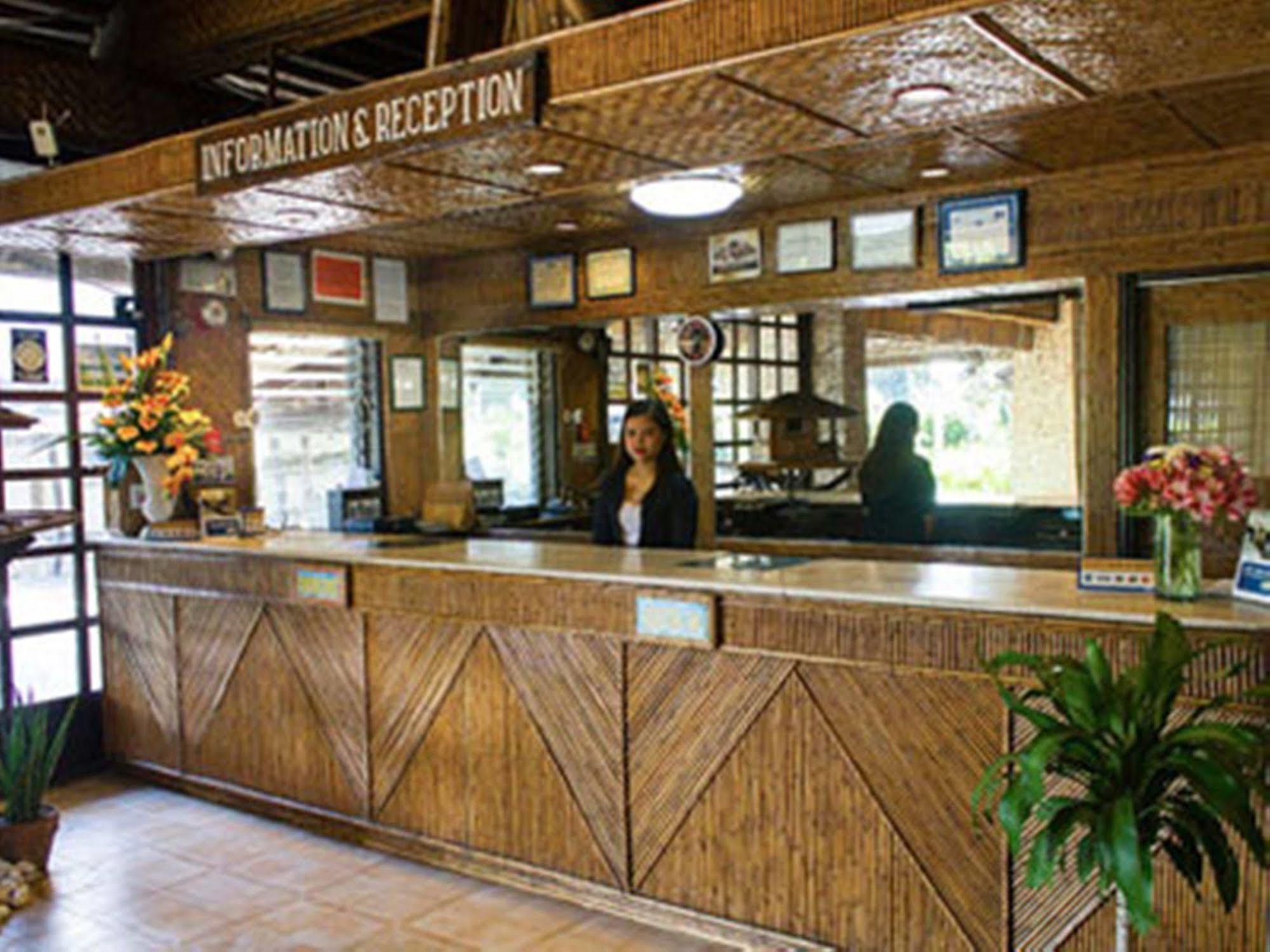 Matabungkay Beach Hotel Lian Buitenkant foto