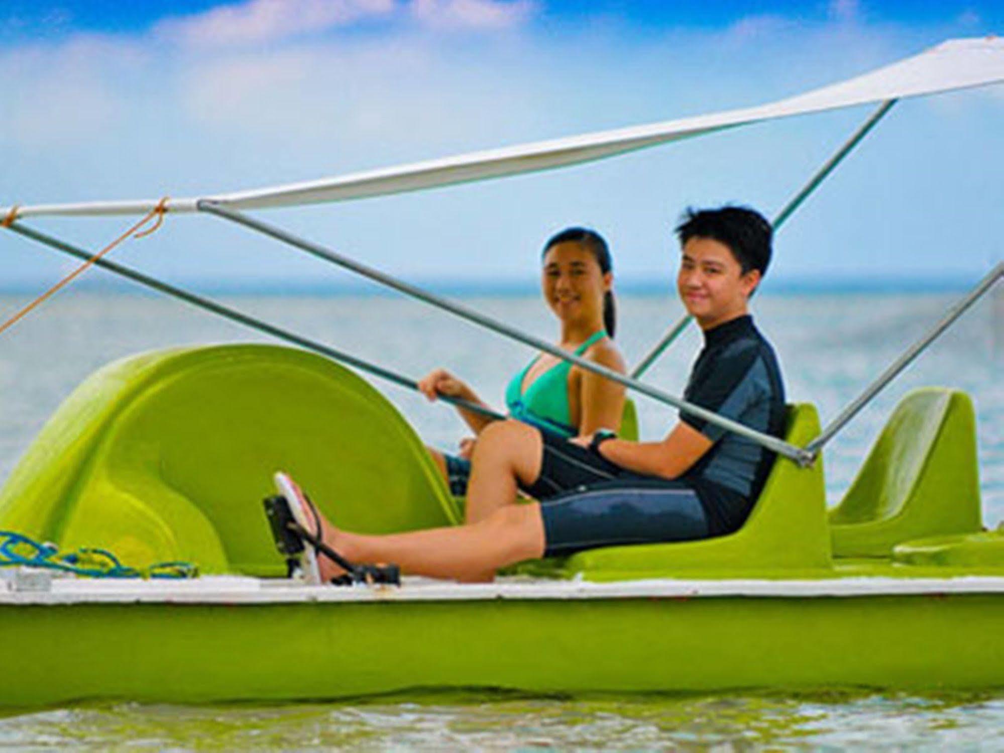 Matabungkay Beach Hotel Lian Buitenkant foto